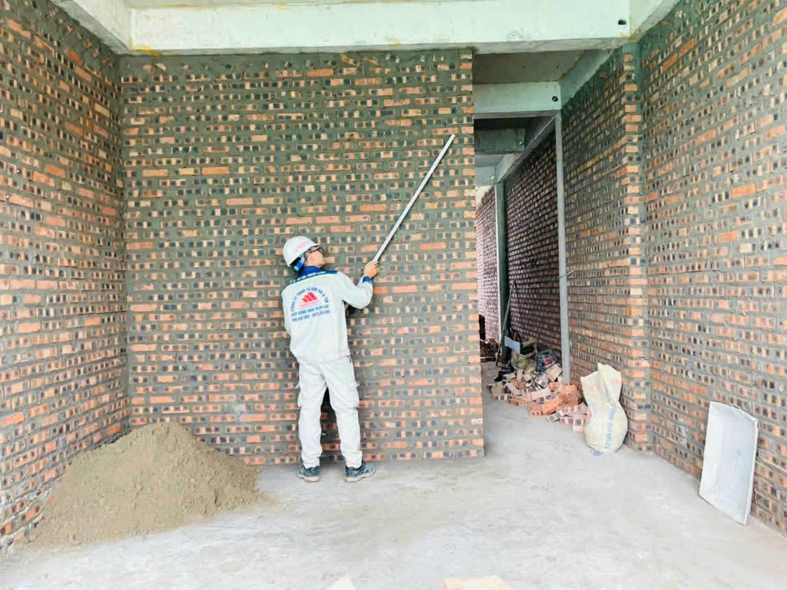 kiểm tra trát tường